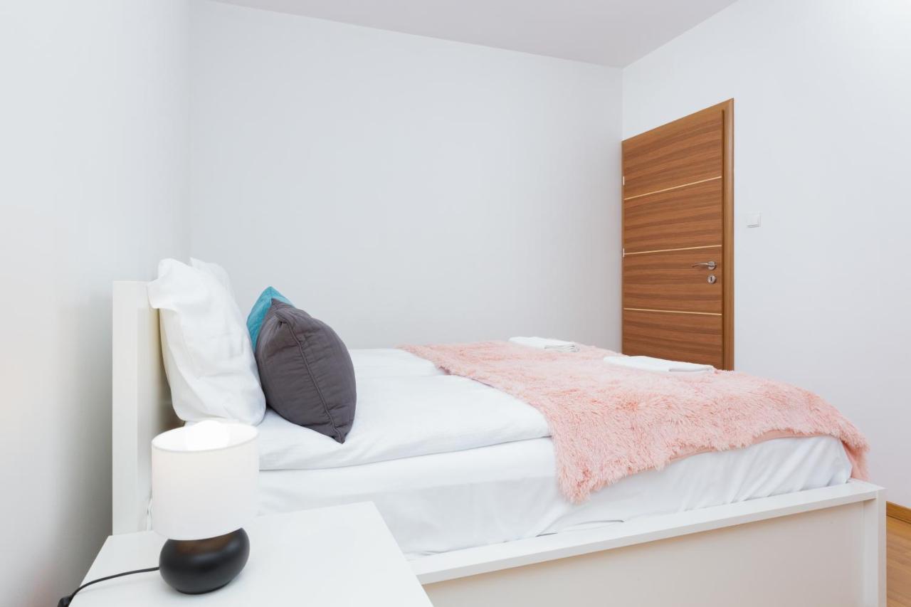 Apartments Platynowa Gdansk By Noclegi Renters Экстерьер фото